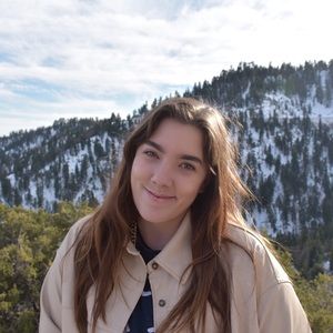 Meet your Posher, Angela